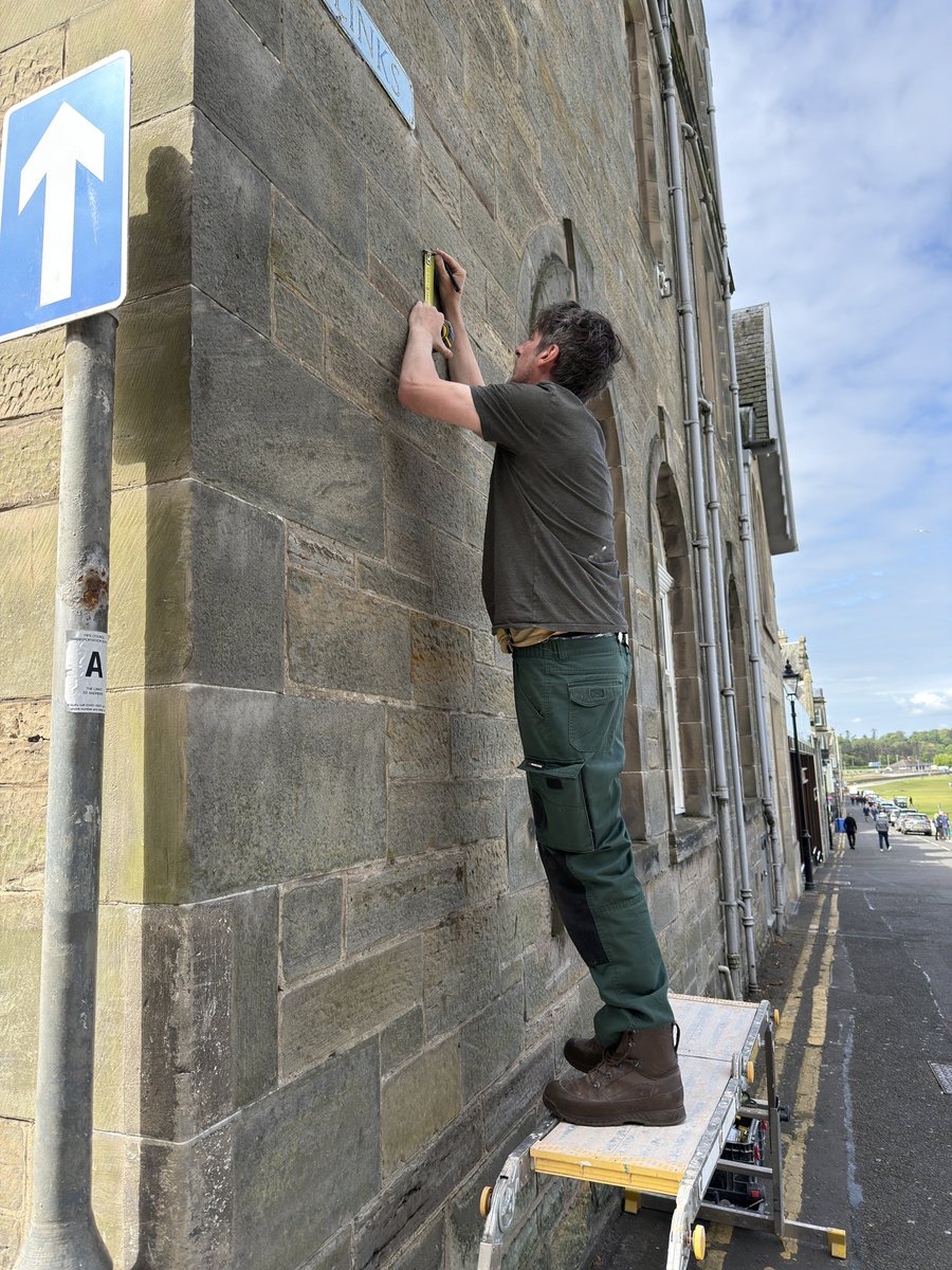 Thanks to the St Andrews Pilgrim Foundation, the plaque to Champion Golfer Allan Robertson is finally up. He held the title for 19 years from 1840 and was the first to break 80 in St Andrews. He was heralded as the King of Clubs, such was his gift. His house, Sandyhill, was