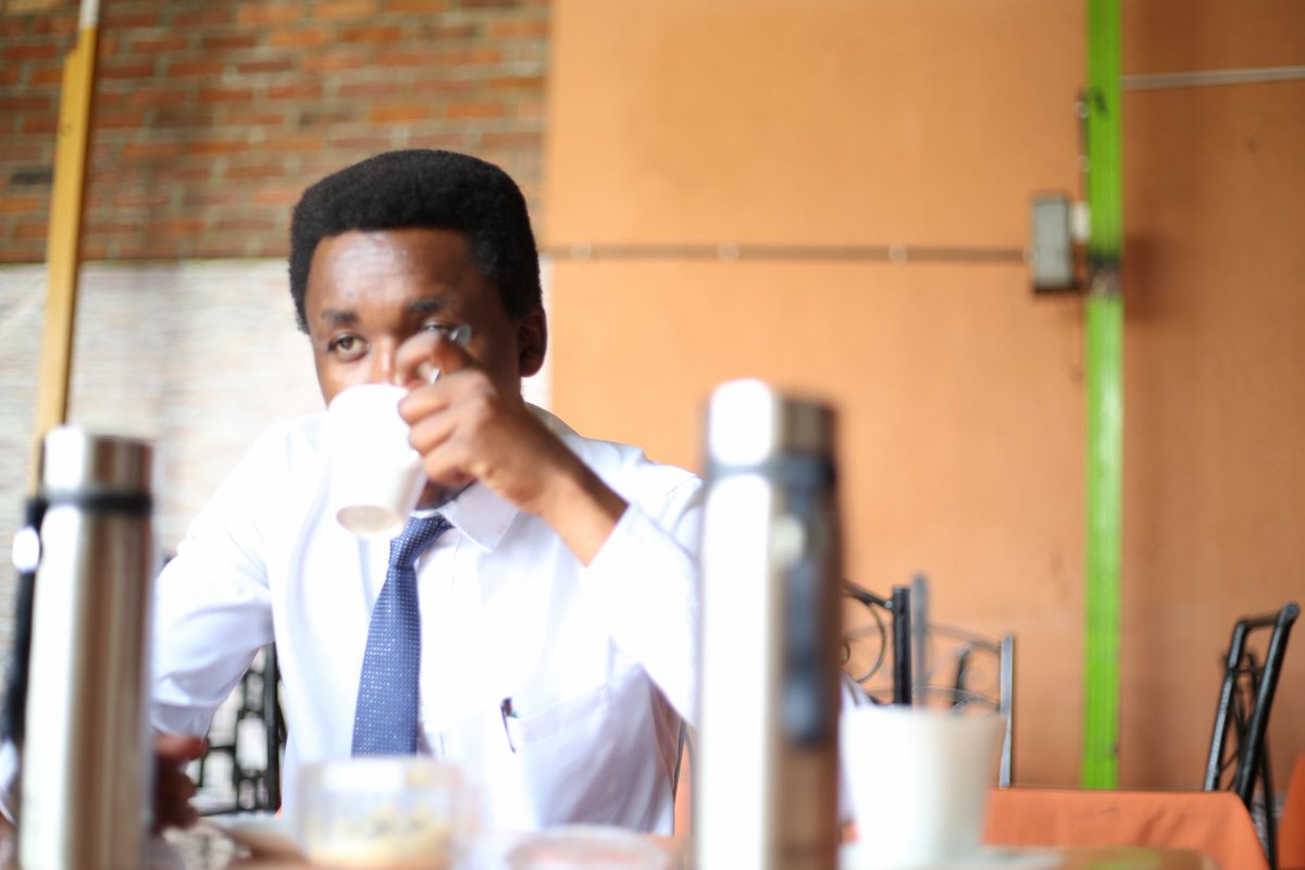 MThePsychActor's tweet photo. "Isi Nikwereka Ko Byakurangiriyeho , Ujye Uyibutsa Ko Hari Byinshi Bigoye Waciyemo Birenze Ibigoye Biri Kukubaho Ubu". #NabyoBizashira
#MUHIREPsychologist  
#M250TVFilms #RuganzeSeries #AgahindaTutavuga https://t.co/5NQxaIRKSU