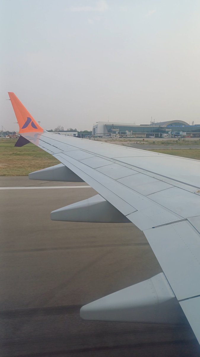 PranjalSah25386's tweet image. Just landed at Varanasi International Airport. Someone local from Banaras , please suggest the best places to visit and must-try foods if I have limited time
#Banaras