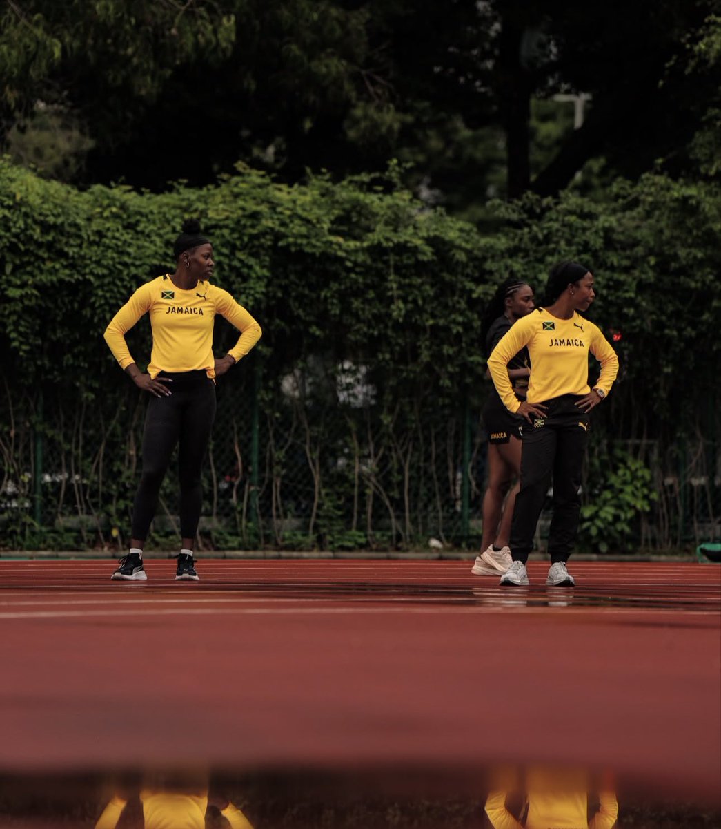 omiliasports's tweet photo. The Jamaicans are putting together their baton practices ahead of the World Relays which kicks off on May 10 in Guangzhou, China.
#worldrelay #gungzhou #trackandfieldlife https://t.co/Irt4KxfIa5