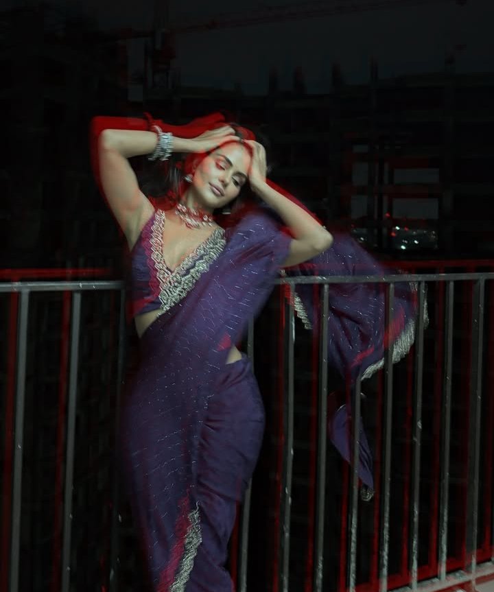 I like Priyanka in saree 💜💜💜💜

11:11 PriyAnkit forever ❤️🧿♾️

RAB RAKHA PRIYANKIT 
#AnkitGupta #PriyankaChaharChoudhary
#PriyAnkit #PriyAnkitForever