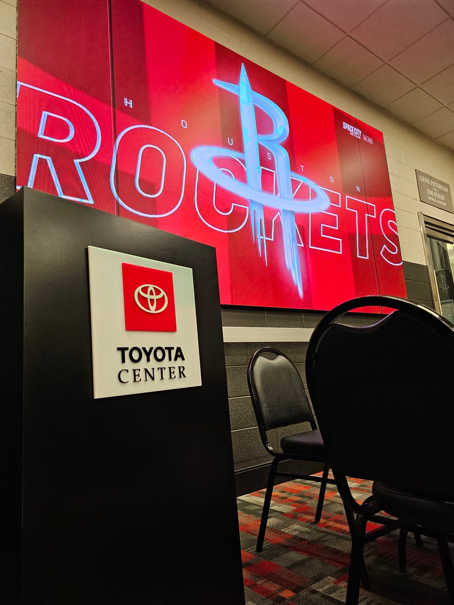 SoundCraftSys's tweet image. Upgrade your presentation game with a new Sound-Craft lectern!
#lecterns #podiums #avfurniture #avtweeps #credenza #avrack #designbuild #systemintegration #avready