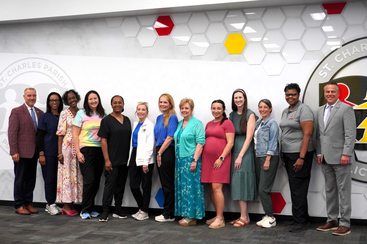 Happy National School Nurse Day! Today, we celebrate and thank the incredible SCPPS nurses who keep our students healthy and safe every day. Thank you for all that you do! 🩺

#NationalSchoolNurseDay 
#YouAndIWeAreSCPPS 
#ALLin