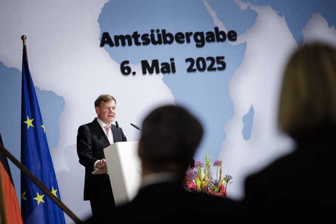 New German Foreign Minister „We need reliable partnerships in the world“

A re šomeng mmogo 🇩🇪🫱🏽‍🫲🏻🇿🇦