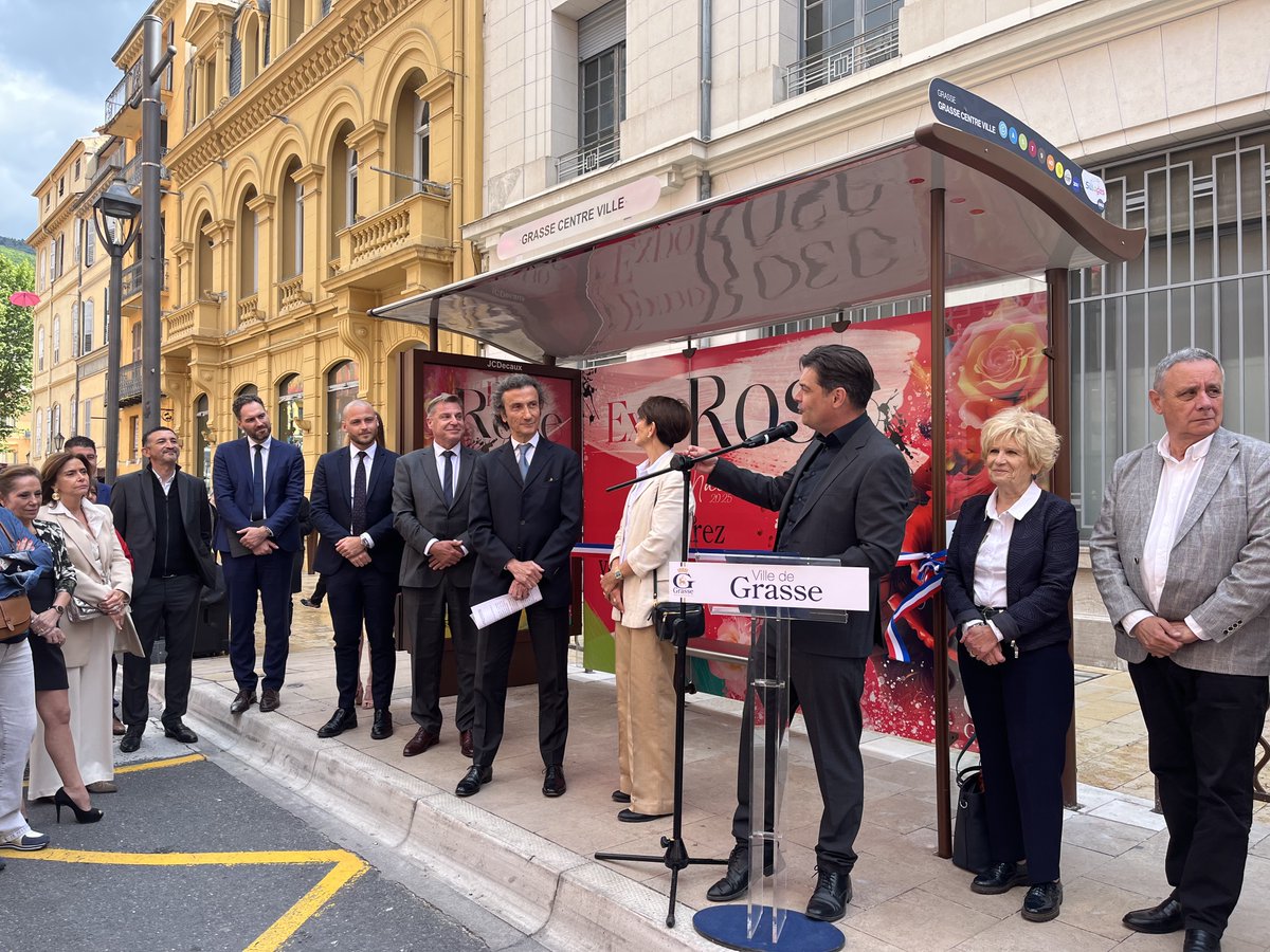 JCDecaux France (@jcdecaux_france) on Twitter photo 🌹 La Ville de Grasse et JCDecaux inaugurent le premier Abribus olfactif en France, à l’occasion d’ExpoRose
jcdecaux.fr/communiques-de… 🌹 La Ville de Grasse et JCDecaux inaugurent le premier Abribus olfactif en France, à l’occasion d’ExpoRose
jcdecaux.fr/communiques-de…