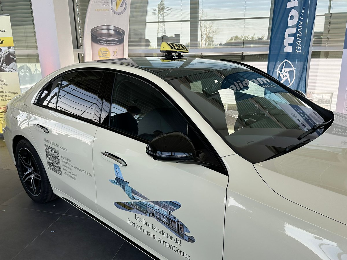 News vom Mercedes-Benz-Taxi:
Fahrzeuge von Mercedes können jetzt beim Umrüster des Vertrauens auf Taxi umgerüstet werden. Das Taxi-Geschäft kann als Zwei-Rechnungs-Geschäft weiter gehen.
Mercedes-Benz
#taxi #fahrzeuge #umrüstung