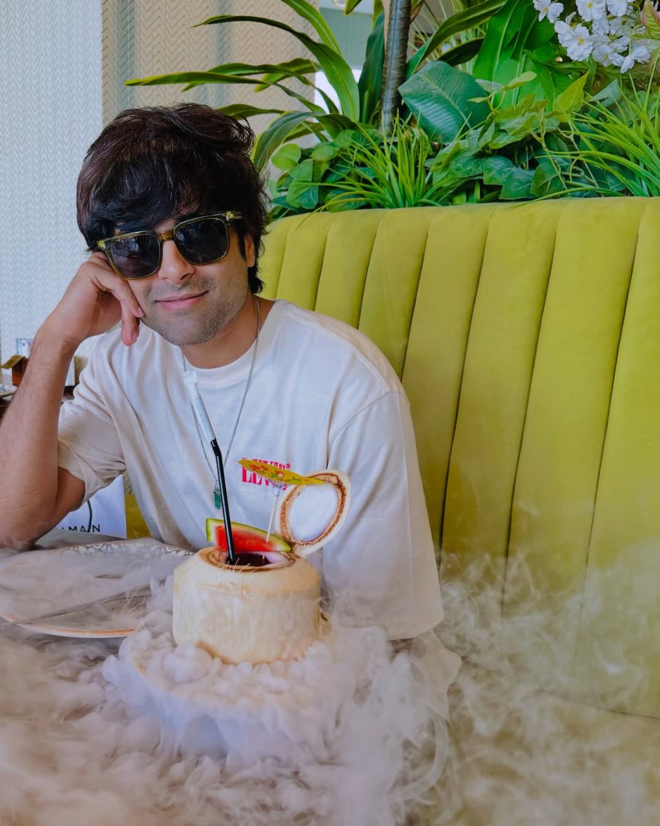 𝗧𝗘𝗔𝗠 𝗔𝗦𝗛𝗪𝗜𝗡 𝗞𝗨𝗠𝗔𝗥 (@teamashwinkumar) on Twitter photo Just our love, we genuinely feel happy and proud stanning, you do you we are here for you our champ
ANYTHING FOR YOU🧿
New look is super cool, charmer 🥹♥️
<a href="/i_amak/">Ashwin Kumar</a> #AshwinKumar #HBDAshwinKumar Just our love, we genuinely feel happy and proud stanning, you do you we are here for you our champ
ANYTHING FOR YOU🧿
New look is super cool, charmer 🥹♥️
<a href="/i_amak/">Ashwin Kumar</a> #AshwinKumar #HBDAshwinKumar