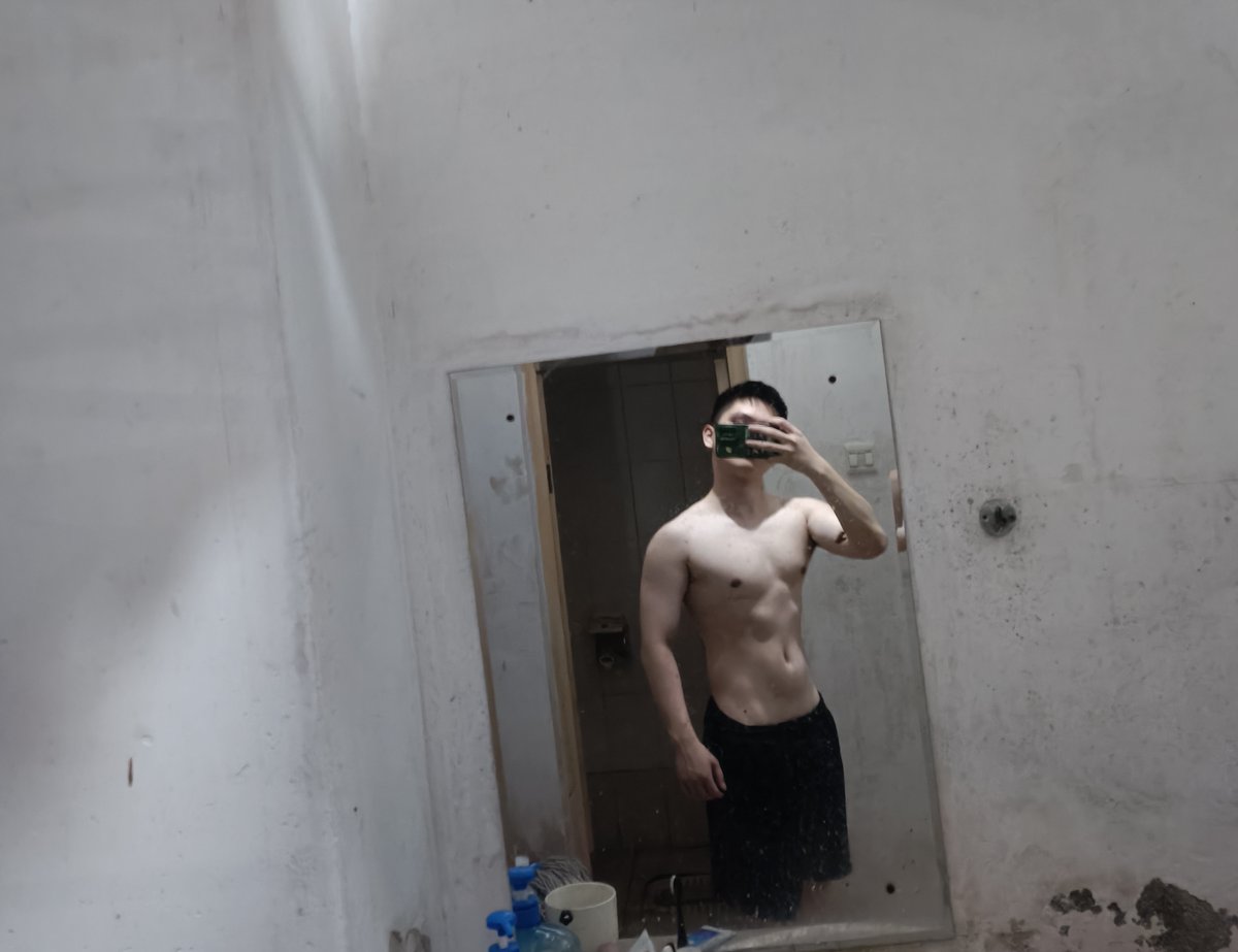 很少放背，因为没练出🎄