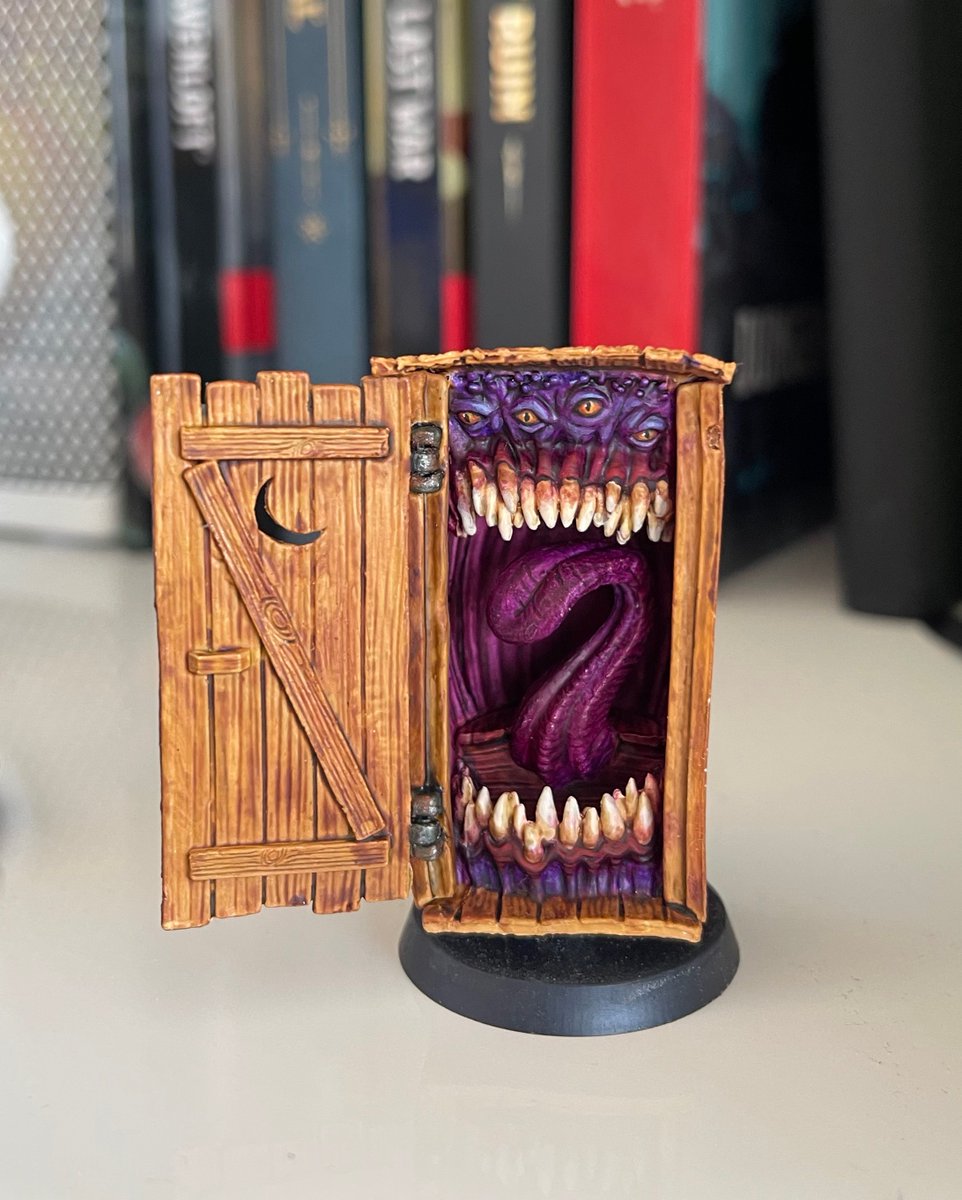 Файналли!
У меня нет достаточно омерзительного розового для хайлайтов, так что пока будем считать миньку законченной.