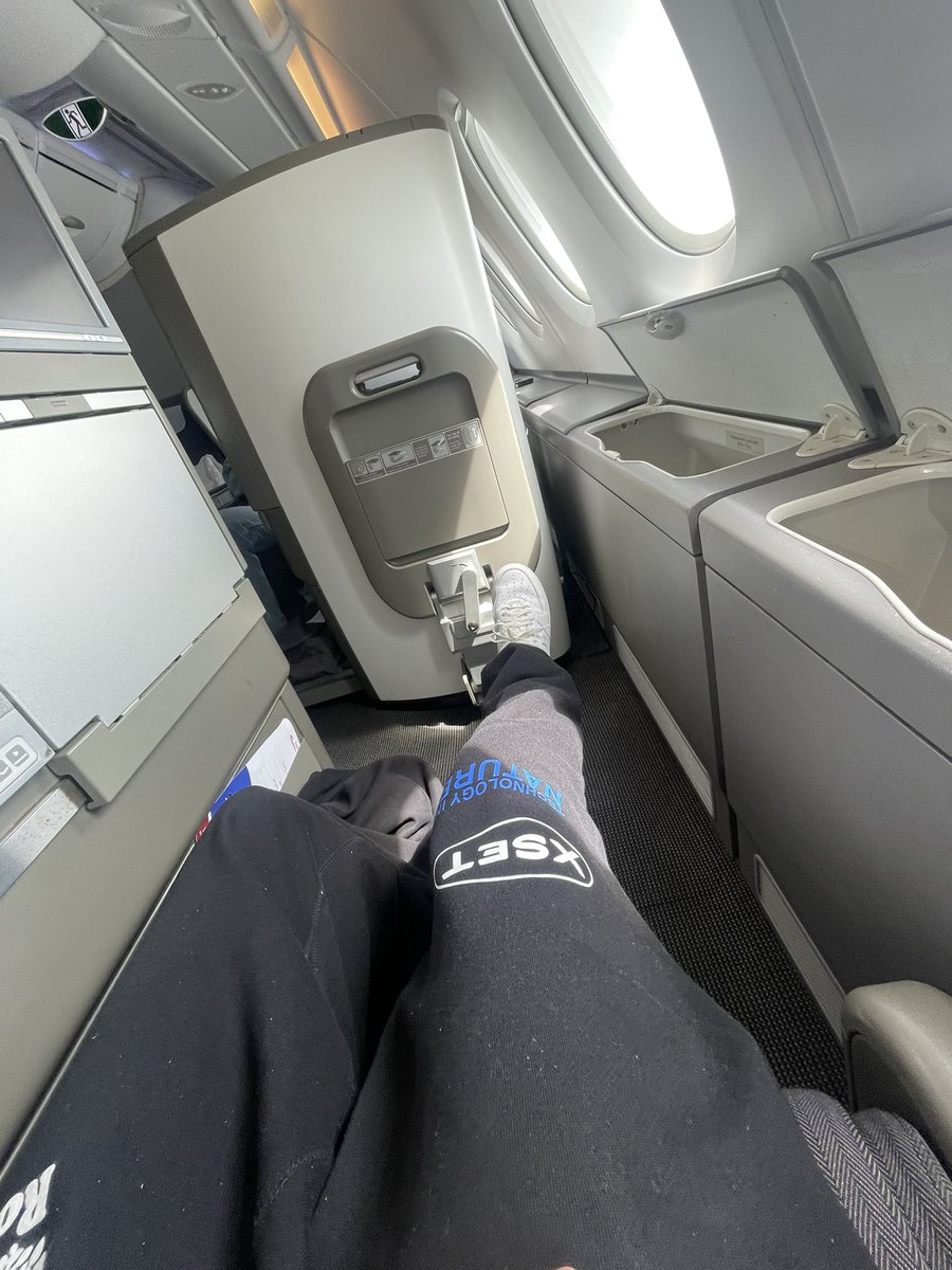 XSET Veno tweet media