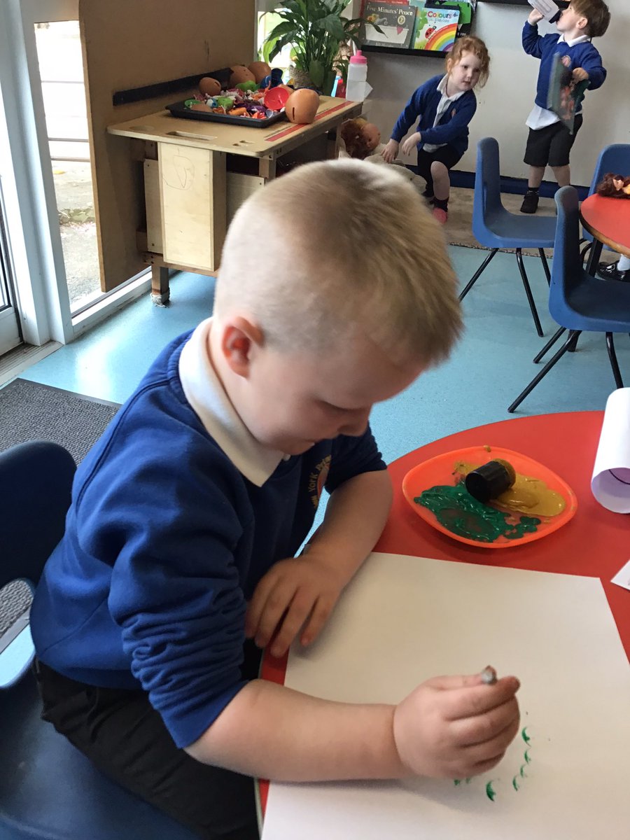 The Evil Peas have escaped!!!! But we painted some Super Potatoes to catch them! <a href="/Newyorkprimary/">New York Primary School</a>