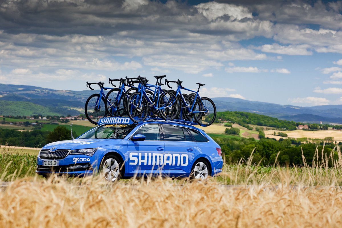 🔥 Vivez le #Dauphiné au coeur de l'action à bord de la voiture Shimano service neutre !

👉 letour.fr/fr/tdf-club/so…

🔥 Dive into the action with Shimano! Try your luck and win an exclusive experience inside the Shimano neutral service car.