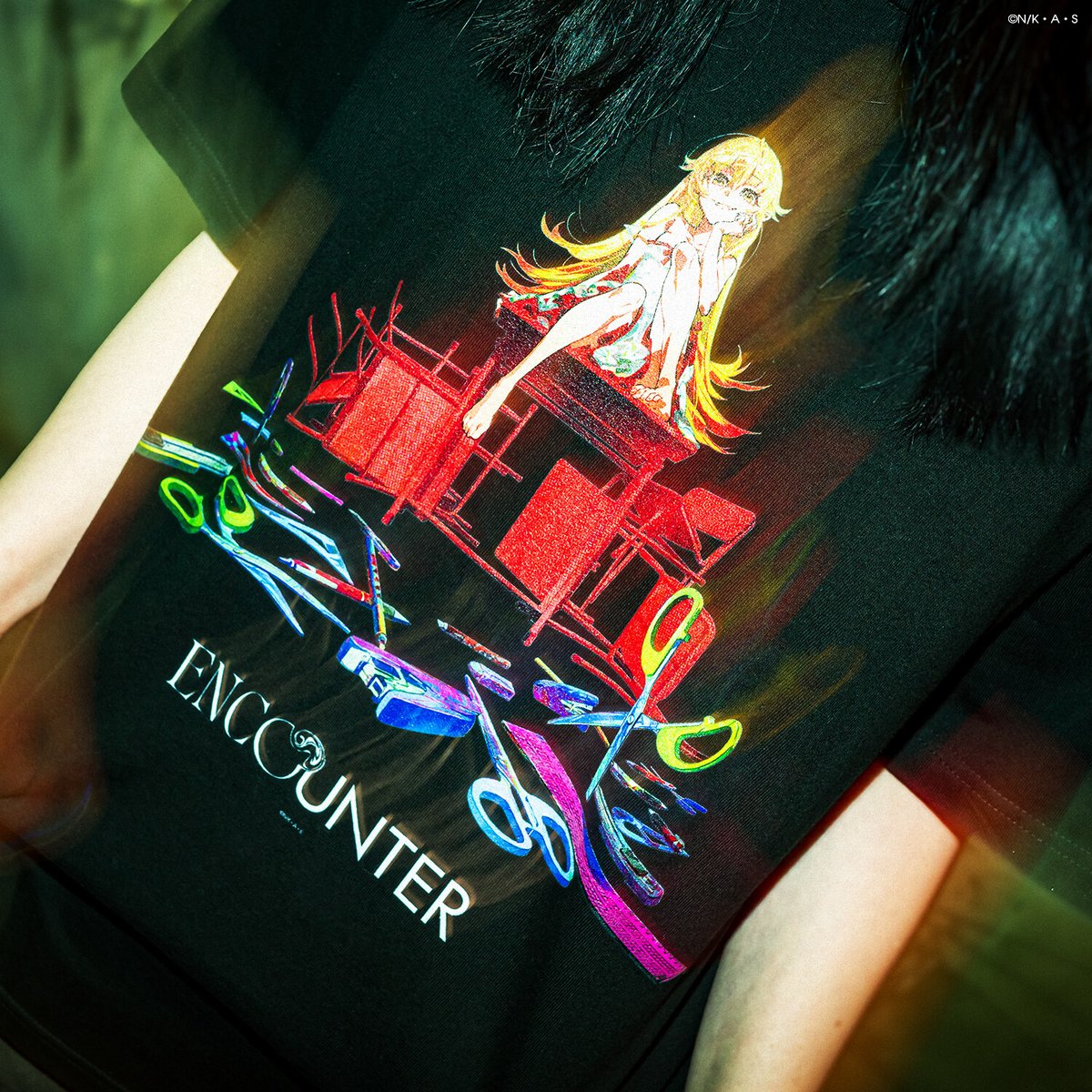 物語 シリーズ Tシャツ Pikazo 遭遇 L　ENCOUNTER Mika