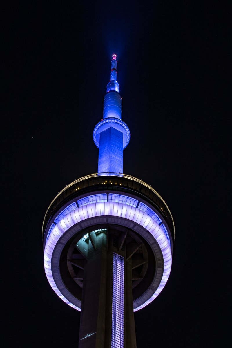 TourCNTower's tweet photo. Tonight, the CN Tower will be lit blue and white for the @MapleLeafs play-off home game. Go Leafs go!💙 🤍 

Ce soir, la Tour CN sera illuminée en bleu et blanc pour le match à domicile des @MapleLeafs  de Toronto en séries éliminatoires. Allez les Leafs!💙 🤍 https://t.co/udERlcZUgo