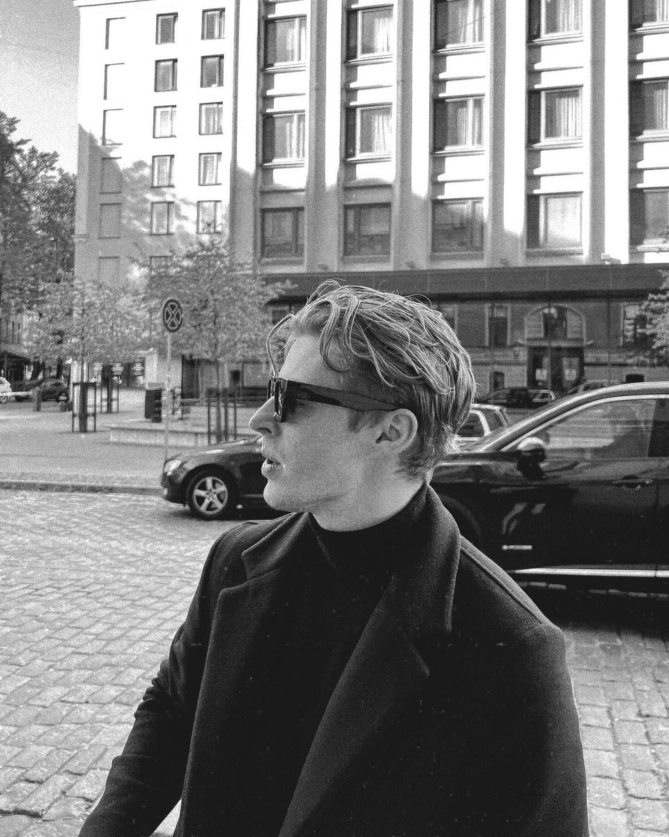 evol (@evoledits) on Twitter photo 