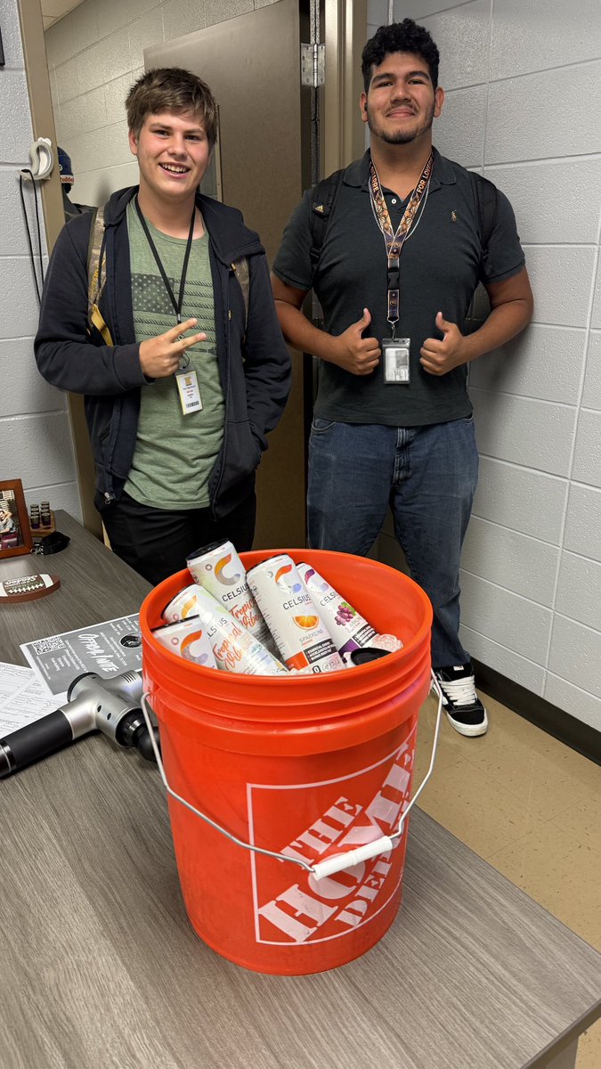 Coach Codutti (@coachcodutti) on Twitter photo Now this is a TEACHER APPRECIATION GIFT
thanks boys for the bucket of <a href="/CelsiusOfficial/">CELSIUS Energy Drink</a>
#TheMotherSh1p
Does it right Now this is a TEACHER APPRECIATION GIFT
thanks boys for the bucket of <a href="/CelsiusOfficial/">CELSIUS Energy Drink</a>
#TheMotherSh1p
Does it right