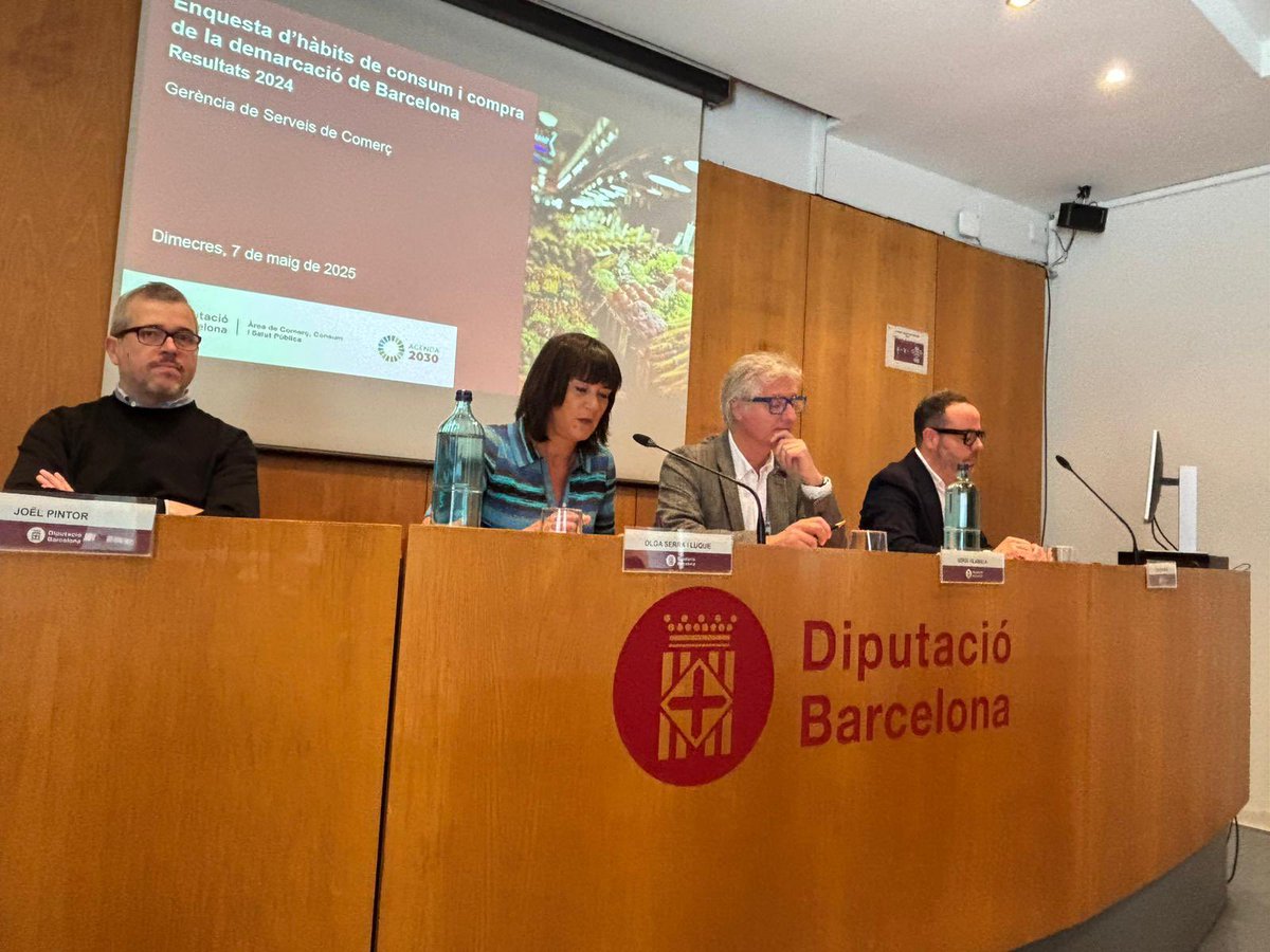 👤 La diputada <a href="/OlgaPiu/">Olga Serra Luque</a> participa de la presentació dels resultats de l’Enquesta d’Hàbits de Consum i Compra

📉 Les dades ⤵️

👨🏻Creix la presència masculina en la responsabilitat de la compra, tot i que les dones continuen tenint un paper destacat

💶 Puja la despesa mensual