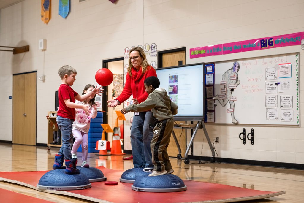 It is time for a standing ovation!

During Teacher and Staff Appreciation Week, we are celebrating the outstanding staff and educators who inspire, lead and support our students every single day. Help us give them the applause they truly deserve.