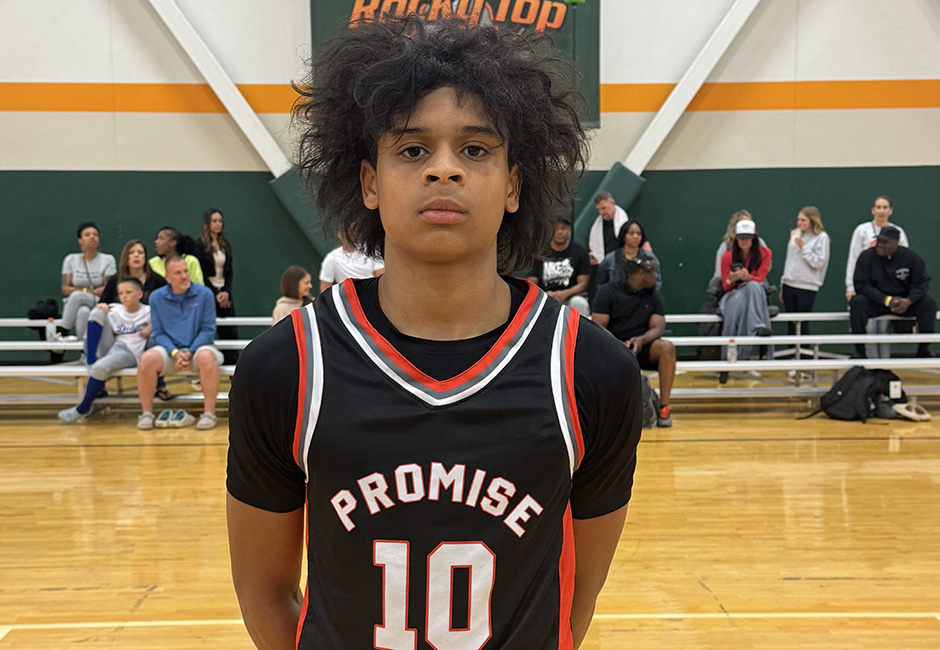 Shun Williams (@ontheradarhoops) on Twitter photo '28 Nivee Leach (<a href="/NiveeLeach/">Nivee Leach</a>) set the tone for Promise Elite last weekend.
He made plays when it mattered most including knocking down jumpers and getting steals.
Rocky Top Invitational 📓
ontheradarhoops.com/otr-hoops-dts-… '28 Nivee Leach (<a href="/NiveeLeach/">Nivee Leach</a>) set the tone for Promise Elite last weekend.
He made plays when it mattered most including knocking down jumpers and getting steals.
Rocky Top Invitational 📓
ontheradarhoops.com/otr-hoops-dts-…