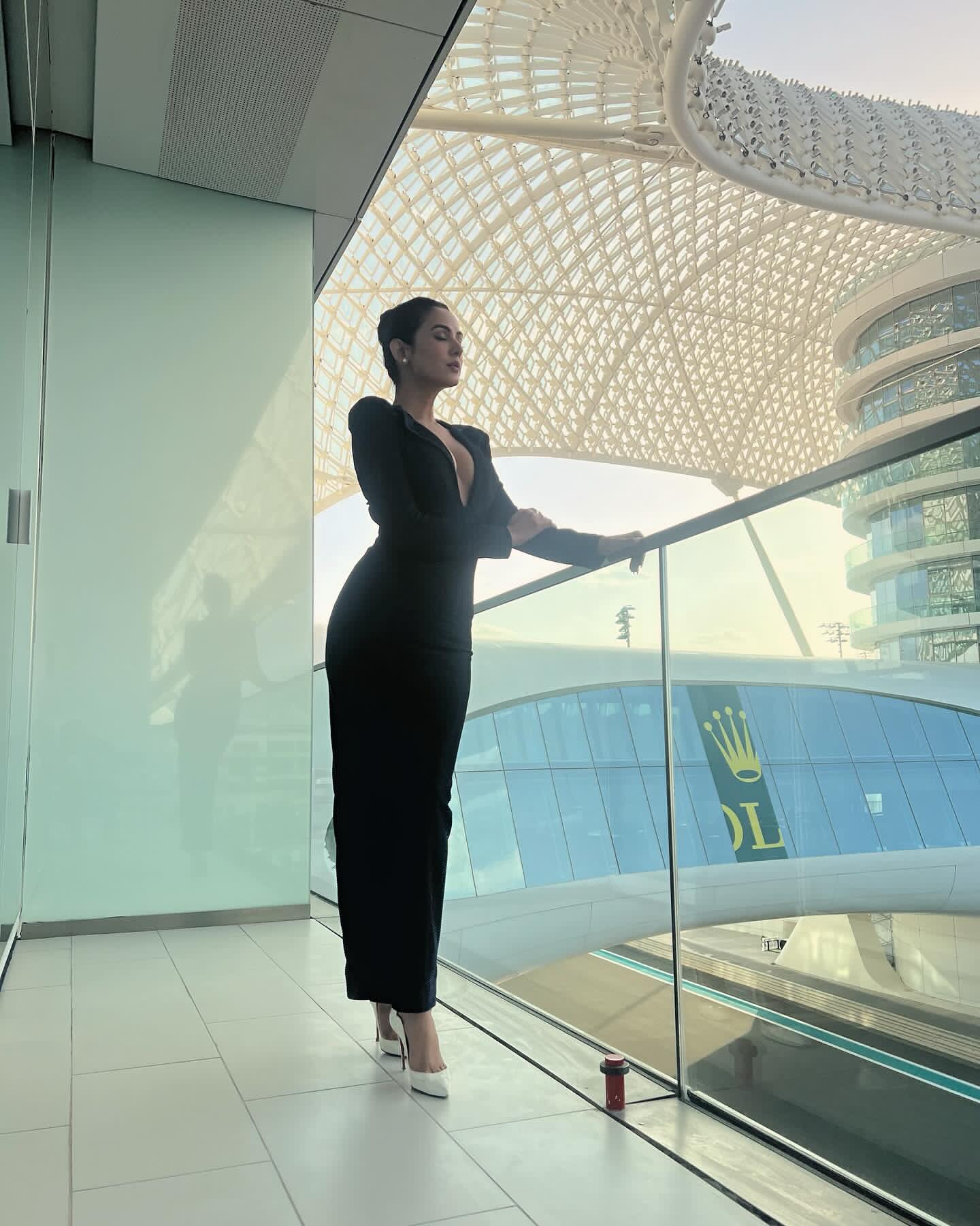 GqWUJSjaoAErl9X?format=jpg&name=large