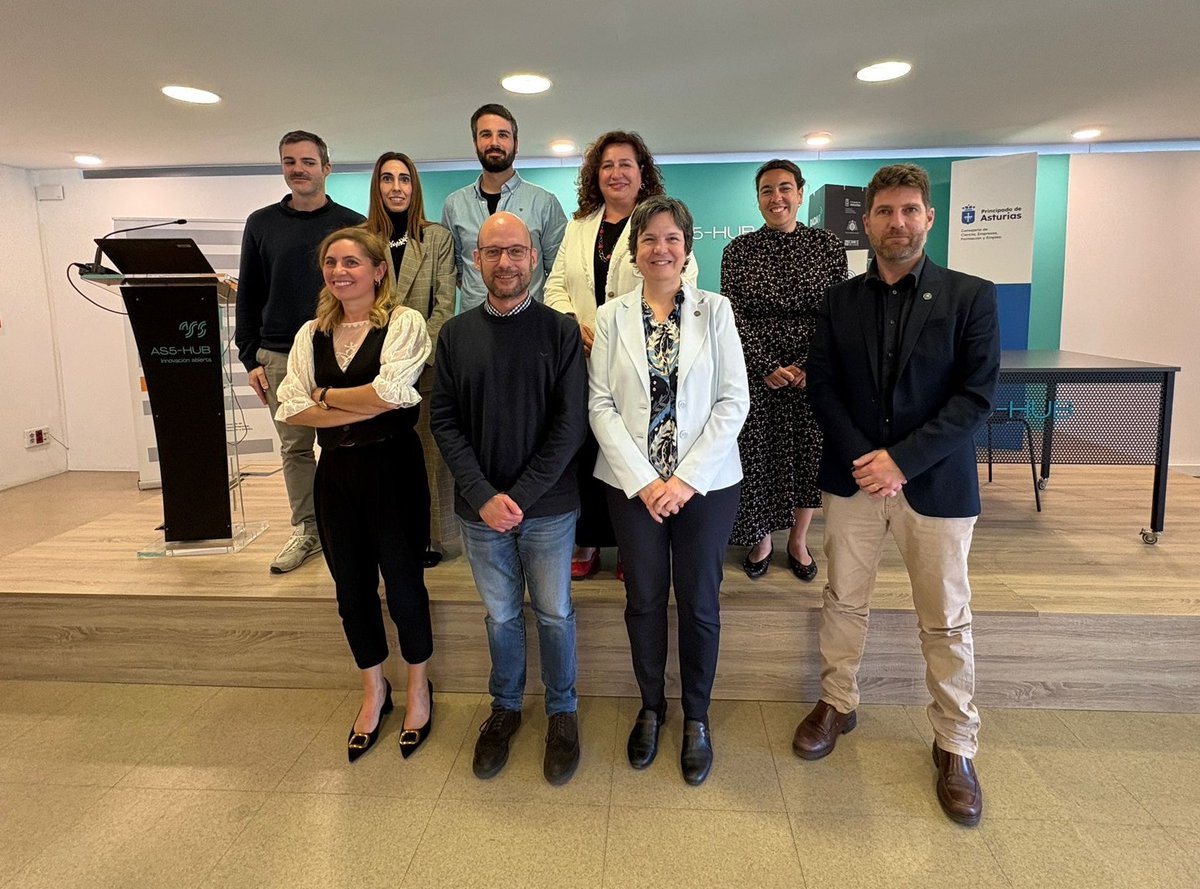 ceeiasturias's tweet photo. 📢 Esta mañana presentamos los 5 proyectos del #RADARLab, junto a la @uniovi_info y @SCTAsturias.
AlmaBiotech, AlphaTech, Biosot-Agro, CuboLab y Daif, han sido los proyectos presentados como potenciales #spinoff 🚀💼😉 https://t.co/L5jUpO2EDP