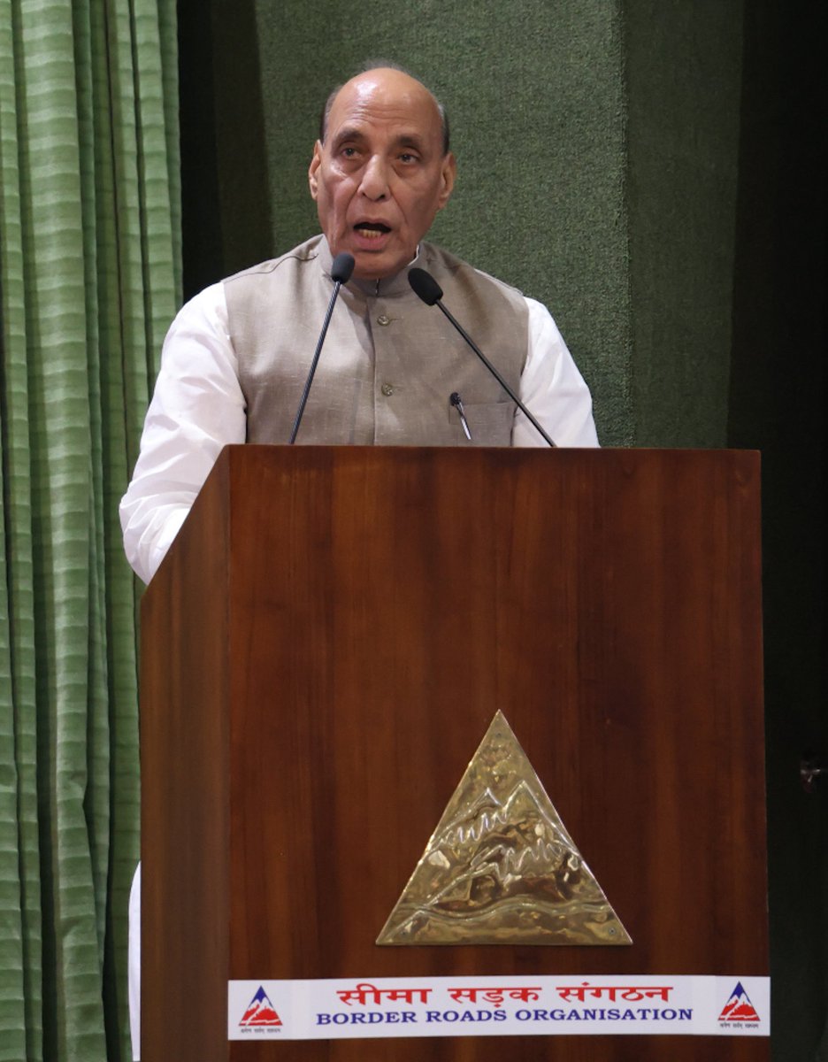 rajnathsingh's tweet image. The Indian Armed Forces scripted history last night. They acted with precision, precaution and compassion to destroy terror camps and other infrastructure in Pakistan and PoK. 

Through ‘Operation Sindoor’, India used its ‘Right to Respond’ to the attack on its soil. 

As per…