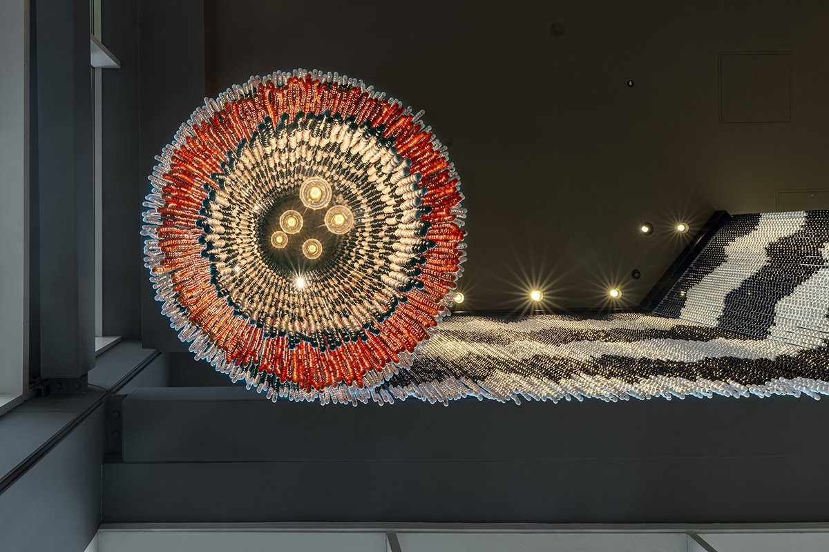 For the Kingston Park restaurant Harrison specified a bespoke light sculpture, made by <a href="/MashTDesign/">Mash.T Design Studio</a> , to run along the front window - as a shade from the sun - that transforms into a statement light in the far corner.
jonathanbanks.co.uk/news/a-distinc…
#designer #design #lighting #light