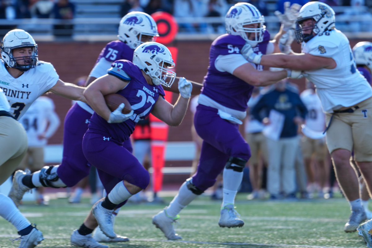 Happy birthday <a href="/DlugosZach/">Zach Dlugos</a>!

athletics.amherst.edu/news/2025/4/28…