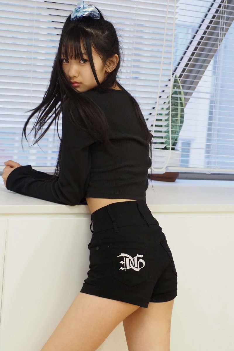 2025.4.27 渋谷 れい ちゃん ㊗️1万人👍😊 @jd_3mp #れい #TNG撮影会