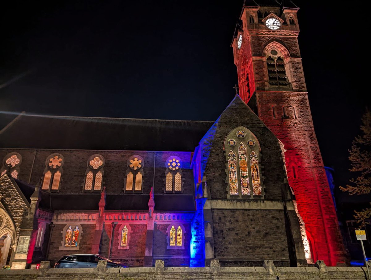 Afon Nedd Ministry Area-Parish of Neath (@neathbenefice) on Twitter photo St David’s lit up to commemorate VE DAY.
All are welcome to the service at 12 noon in St Thomas Church on Saturday,10th May.
<a href="/StDavidsNeath/">St. David's Church, Neath</a>
<a href="/StThomasNeath/">StThomasChurchNeath</a> St David’s lit up to commemorate VE DAY.
All are welcome to the service at 12 noon in St Thomas Church on Saturday,10th May.
<a href="/StDavidsNeath/">St. David's Church, Neath</a>
<a href="/StThomasNeath/">StThomasChurchNeath</a>