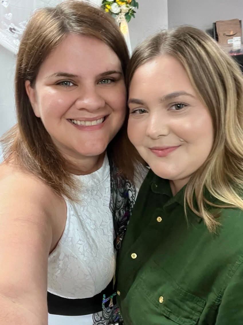 They have taken Irena back for her surgery ❤️‍🩹 appreciate your love and support guys 💚

If you would like to help support Irena financially through her surgery and recovery you can find more information here -

gofundme.com/f/support-iren…