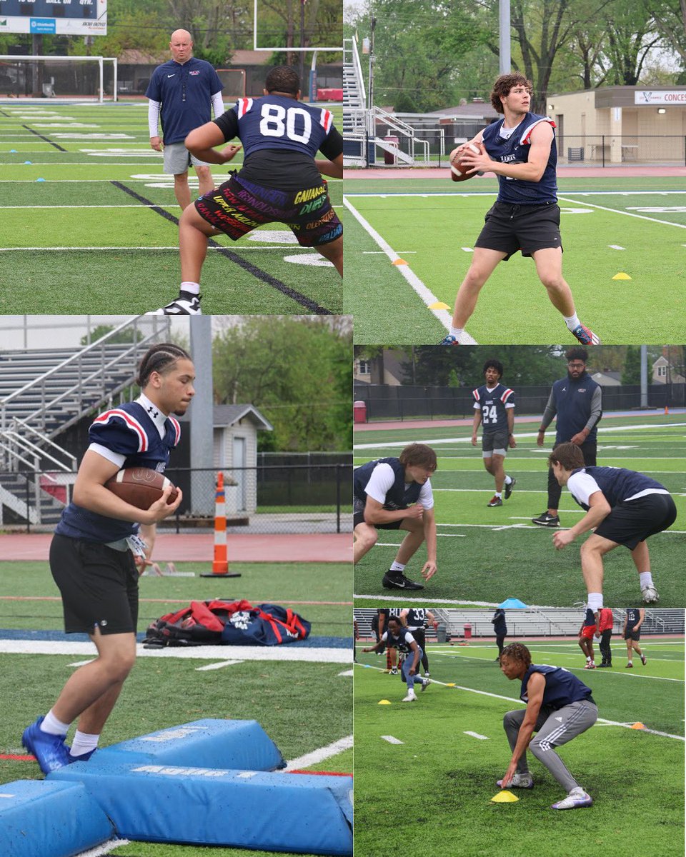 College Showcase Day was a huge success.   Thank you to all the coaches that came out to recruit our program. Special thanks to all the Hartley Coaches who supported their guys attending the event.  Go Hawks!