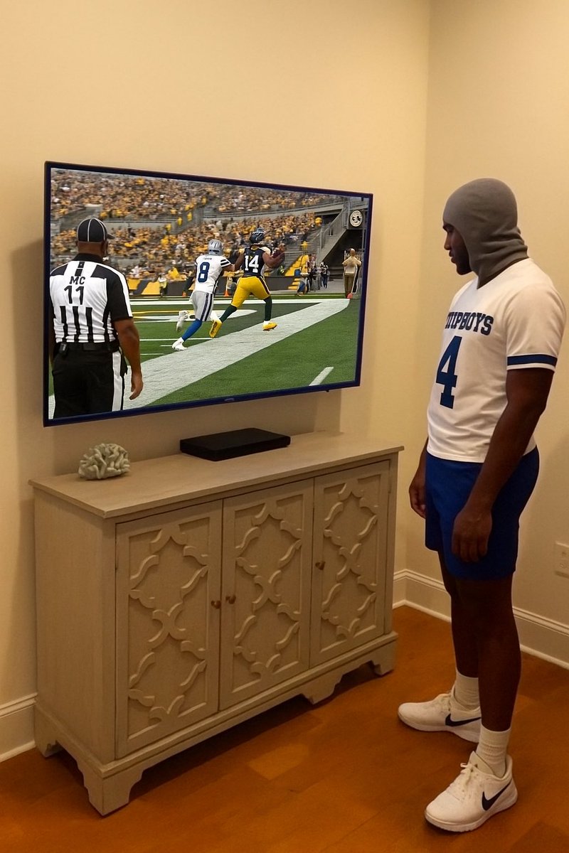 Krisw__'s tweet image. Me watching the cowboys this season