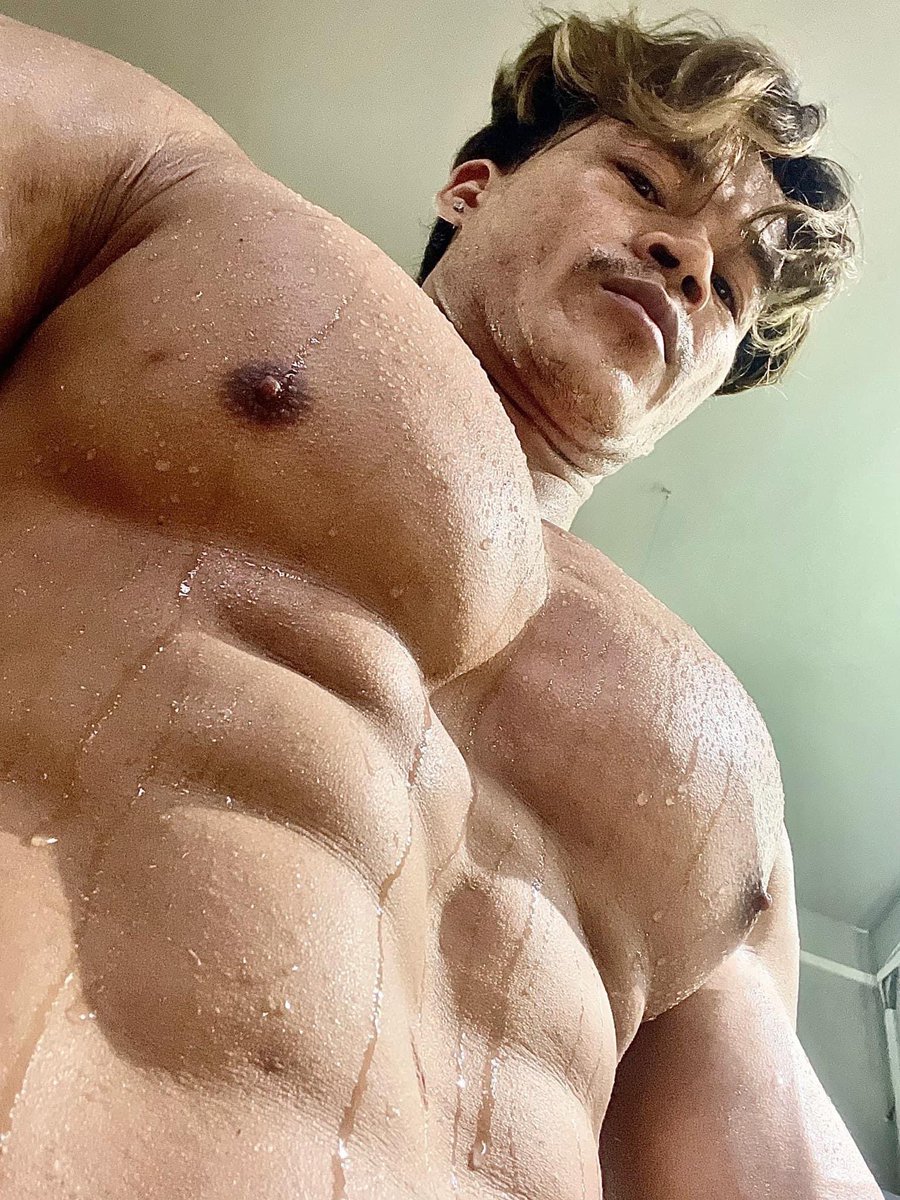 ធំណាស់