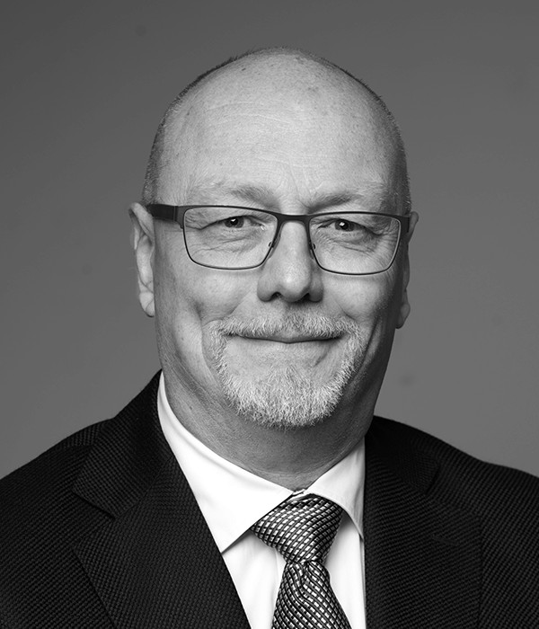 We're thrilled to welcome Peter Friedrichsen to our Stockholm office.

👉 Read more about Peter and the experience he brings in our full announcement: transearch.com/press-room/pre…

#ExecutiveSearch #LeadershipAdvisory #CleanTech #TechnologyLeadership #SwedenBusiness #TRANSEARCH