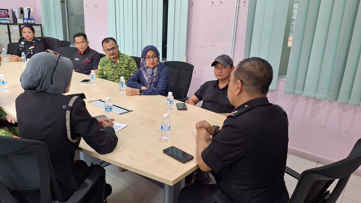 RELA Negeri Sarawak tweet media