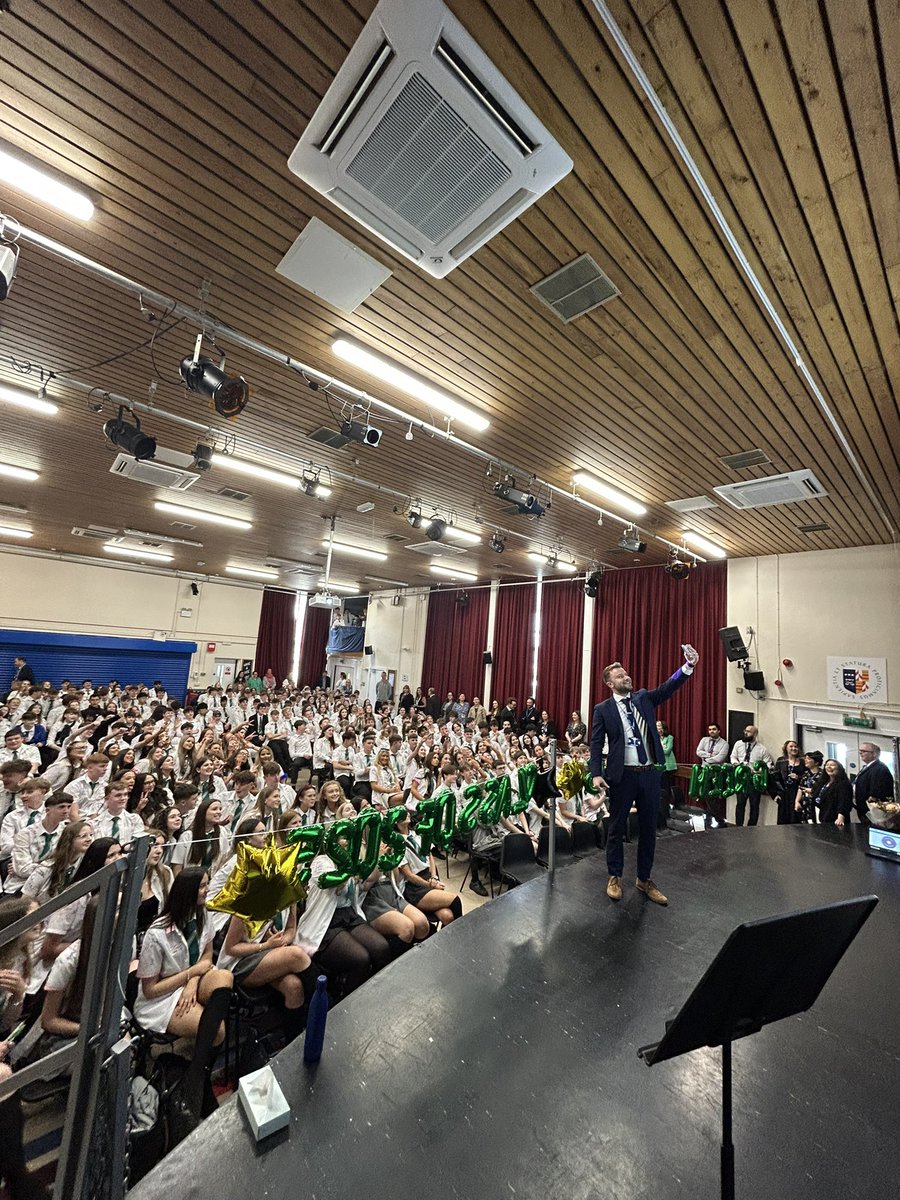 Goodbye Green Ties, you’ve been phenomenal! <a href="/Ilkleygrammar/">Ilkleygrammar</a>