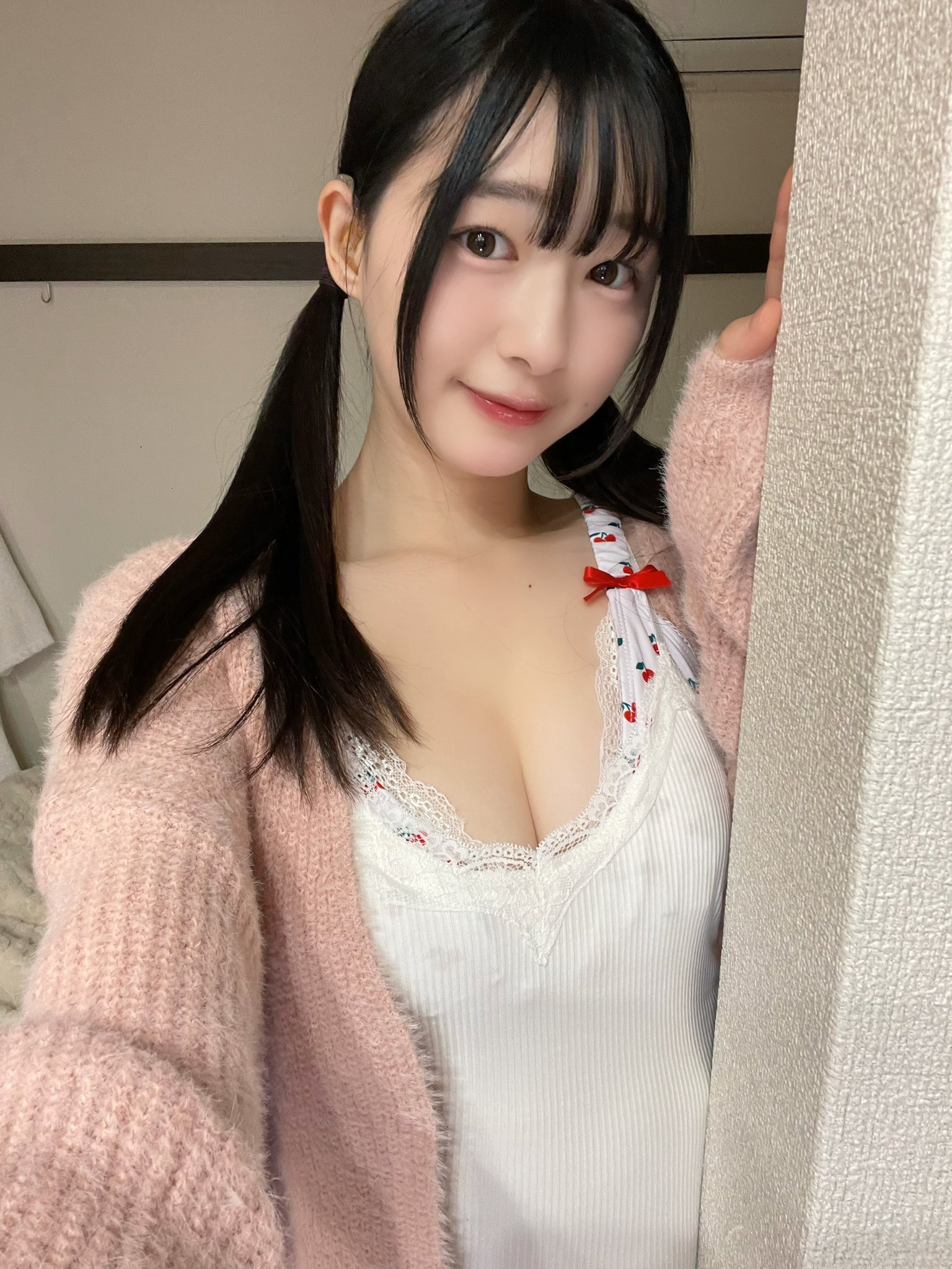 黒澤ゆりか | 昼間が暖かくなってきて嬉しい🤍 このセットアップ