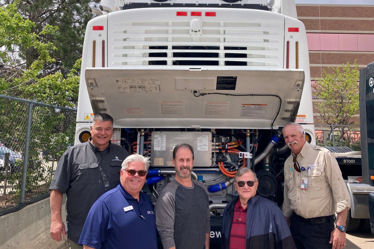 Last week, New Flyer’s advanced #fuelcellelectric bus traveled to Colorado for a demonstration with <a href="/RideRTD/">RTD</a>. 

The highlight of the day was a display of the #XcelsiorCHARGEFC's advanced propulsion system through a trip up a steep grade on I-70 to the Lookout Mountain turnaround.