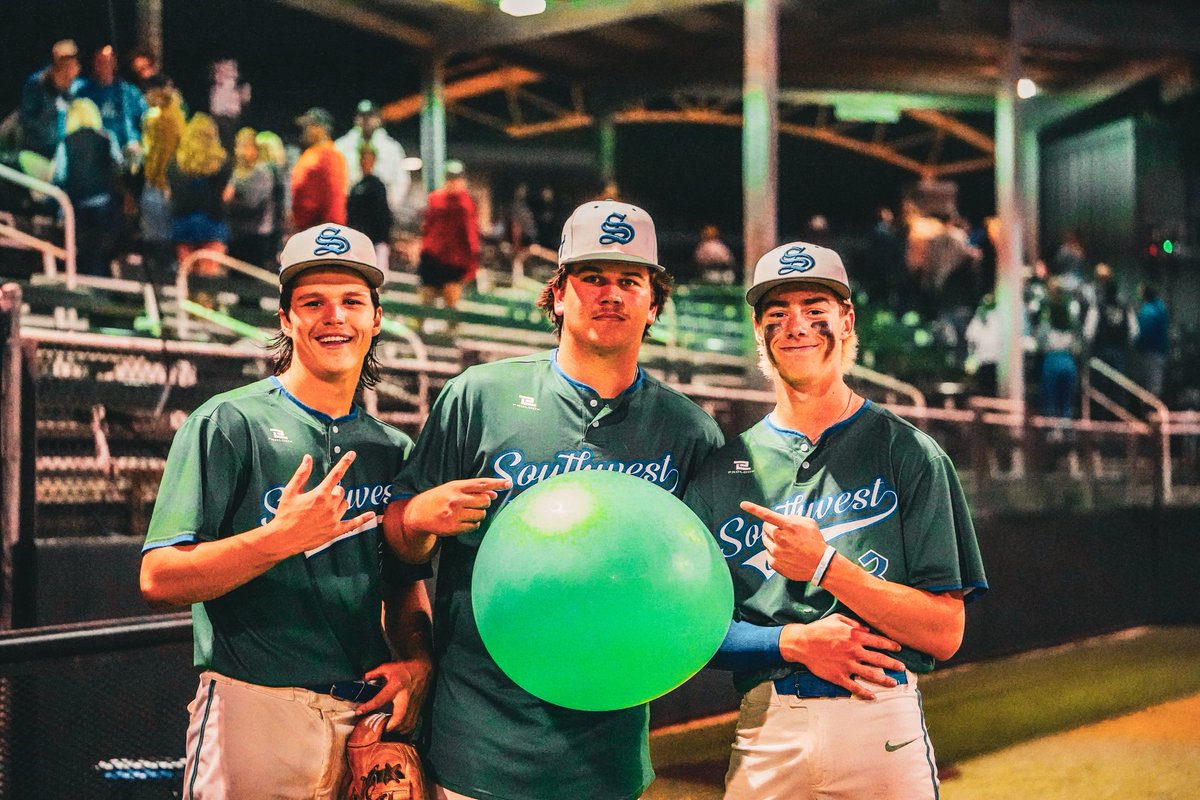 BrodyShotIt's tweet image. SCS R2 Dub ⚡️
@scs_athletics @SCSEagleBasebal @MaxCruise34 @FiveToolTexas @TxHS_Baseball @TXPSMedia @ewoe323