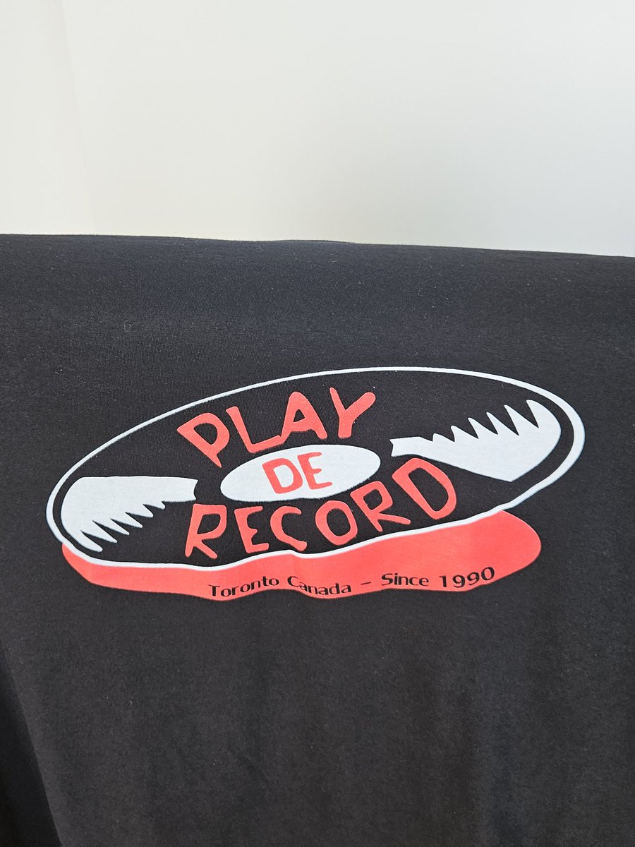 Paul Wright (@linkthrusocial) on Twitter photo Just received my #PlayDeRecord DVD with ⭐️Bonus B Side⭐️ follow up documentary + deleted & extended scenes and a <a href="/playderecord/">Eugene Tam</a> T-Shirt 😀
This documentary brings back so many amazing memories 😊
🥏🎤🎛🎚💿
#DropTheNeedle
You can buy a copy of this new DVD or Blue Ray at Play De Just received my #PlayDeRecord DVD with ⭐️Bonus B Side⭐️ follow up documentary + deleted & extended scenes and a <a href="/playderecord/">Eugene Tam</a> T-Shirt 😀
This documentary brings back so many amazing memories 😊
🥏🎤🎛🎚💿
#DropTheNeedle
You can buy a copy of this new DVD or Blue Ray at Play De