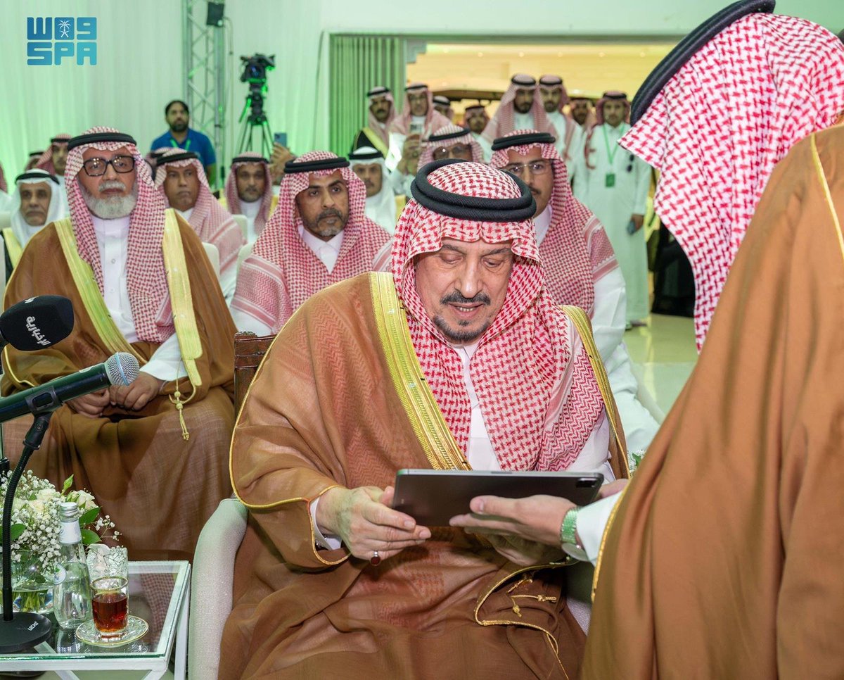 SPAregions's tweet image. أمير منطقة الرياض يرعى حفل أهالي محافظة المجمعة ويدشّن عددًا من المشروعات التنموية.
spa.gov.sa/N2313556
#واس_عام