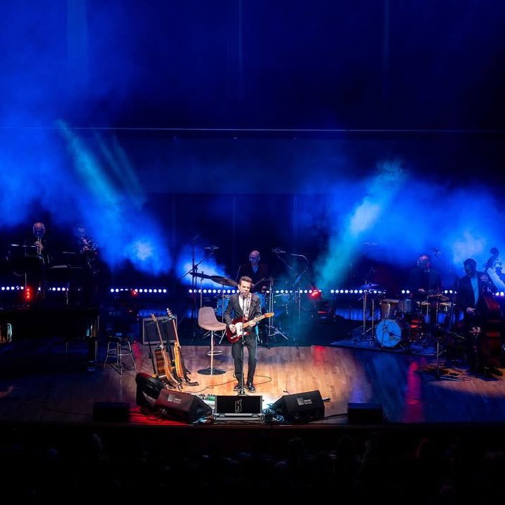 Festival gibisin katılmak istiyorum dedirten konser! ☺️

🗓️ Kenan Doğulu, 16 Temmuz'da Harbiye Cemil Topuzlu Açıkhava Tiyatrosu'nda!
🎟️ bubilet.com.tr/istanbul/etkin…