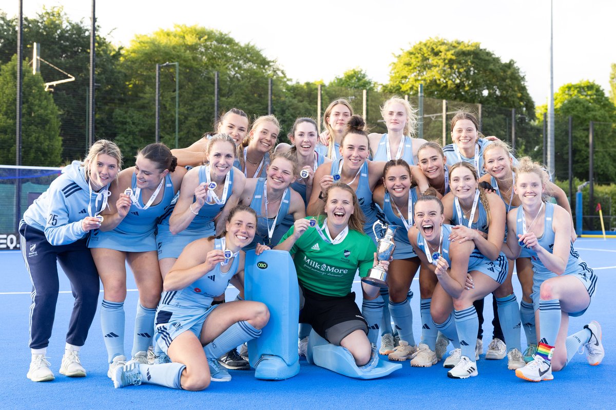🏑 Huge congrats to @ReadingHC Women’s 1st XI – Premier Division Champions 2025! 🏆
We’re proud to be their kit supplier as they return to the top of English hockey and qualify for the European Hockey League!
#ReadingHC #HockeyChampions #ProudPartner hawkinsport.co.uk/?utm_content=s…