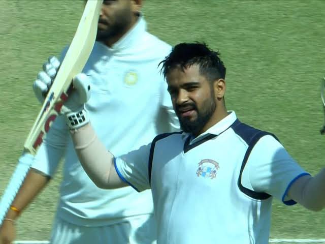 brucewaynekxip's tweet image. Prabhsimran first class stats

Matches-24
Runs-1433
Avg -41
Highest- 202
100s-5
50s-4

Should be like to like replacement for rohit 🔥🔥