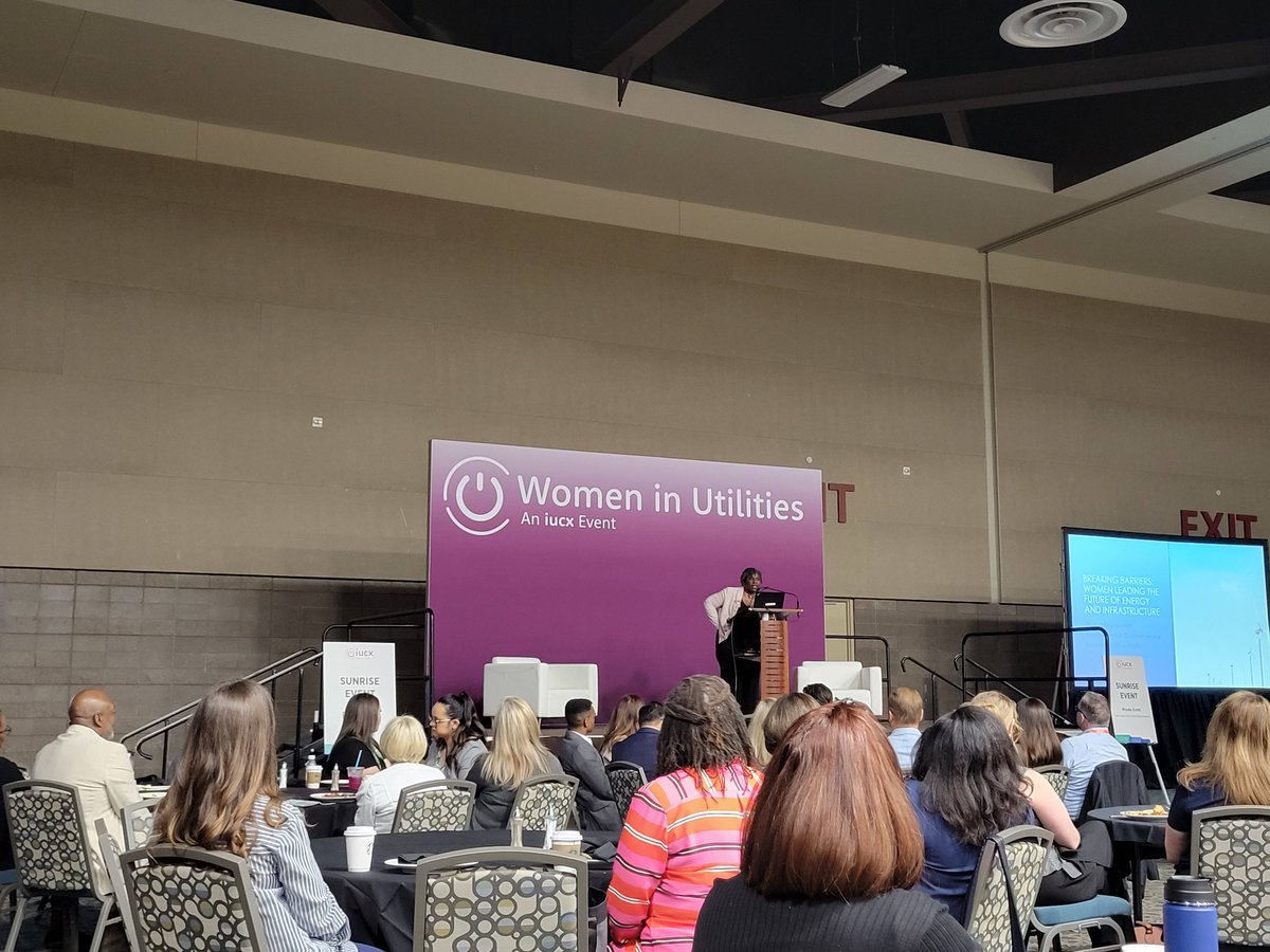 Welcome to Women in Utilities Sunrise Event with Keynote Rhonda Reaves-Smith!