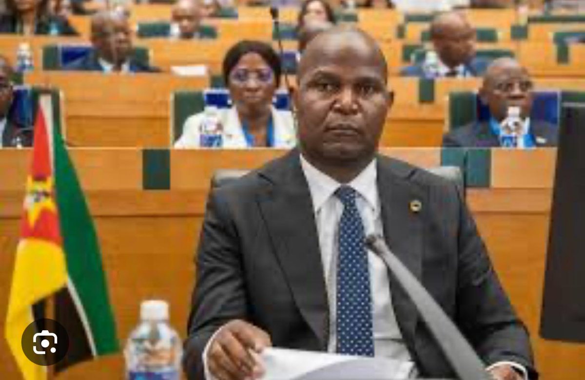 Diplomacy or Complicity? Daniel Chapo’s Visit to #Tanzania Raises Alarming Questions

Today, Mozambique’s President Daniel Chapo lands in Tanzania for a three-day state visit at the invitation of President Samia Suluhu Hassan. In ordinary times, this might pass as routine
