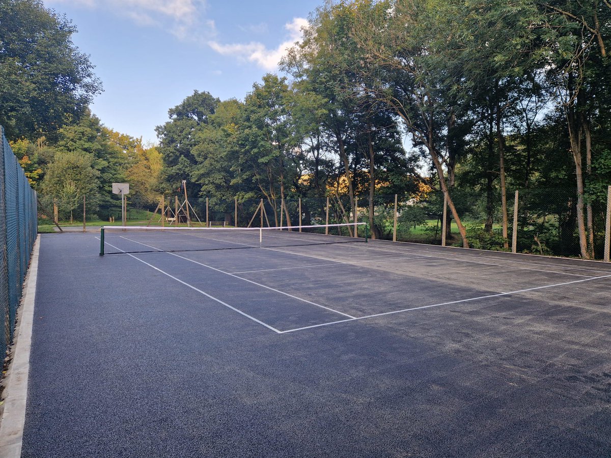Sportssurfacing's tweet image. Great finish to this project for Hayfield Parish Council to bring their old tennis court back into life for the local community. Works included a new macadam overlay, fencing upgrades, new sockets, root removal &amp;amp; all complete with an attractive two-tone green acrylic colour coat.