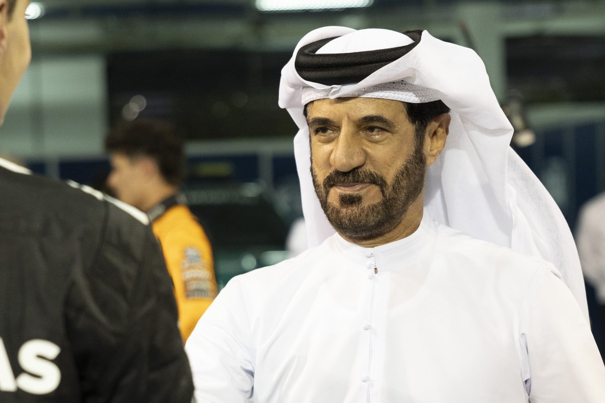 TearOffFR's tweet photo. 🔴 Vers la fin du 'Budget Cap' en Formule 1 ? En tout cas, Mohammed Ben Sulayem ne voit "pas l'intérêt" de conserver ce système car sa gestion est devenue un véritable casse-tête pour la FIA ! 😬

💬 "Quand je regarde le plafond budgétaire, cela donne juste mal à la tête à la FIA. Alors, à quoi ça sert ? Je n'en vois pas l'intérêt. Vraiment pas."

Le président de la FIA étudie également une proposition, faite par Zak Brown, qui consisterait à payer une caution en cas de dépôt d'une réclamation 💰

Le patron de McLaren "a suggéré que cette somme serait restituée si les allégations s'avéraient fondées, mais qu'elle devrait être déduite du 'Budget Cap' si elle n'était pas prouvée, afin de dissuader les réclamations infondées et préjudiciables".

(🗞️ @AP / #F1)