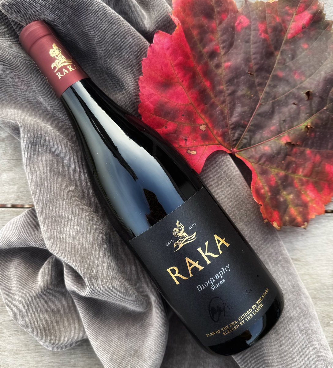 Our flagship RAKA Biography Shiraz and the cooler autumn nights go very well together 🍁🍷       

#SouthAfricanWine #RedWineLover #ShirazLover #WineOclock #kleinriver